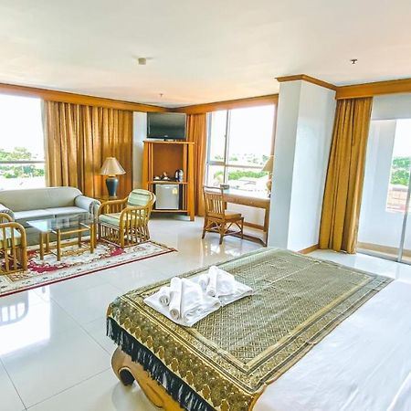 K Park Grand Hotel Surat Thani Exterior foto