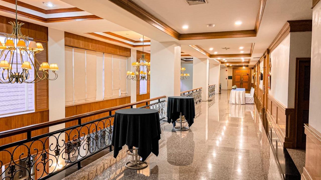 K Park Grand Hotel Surat Thani Exterior foto
