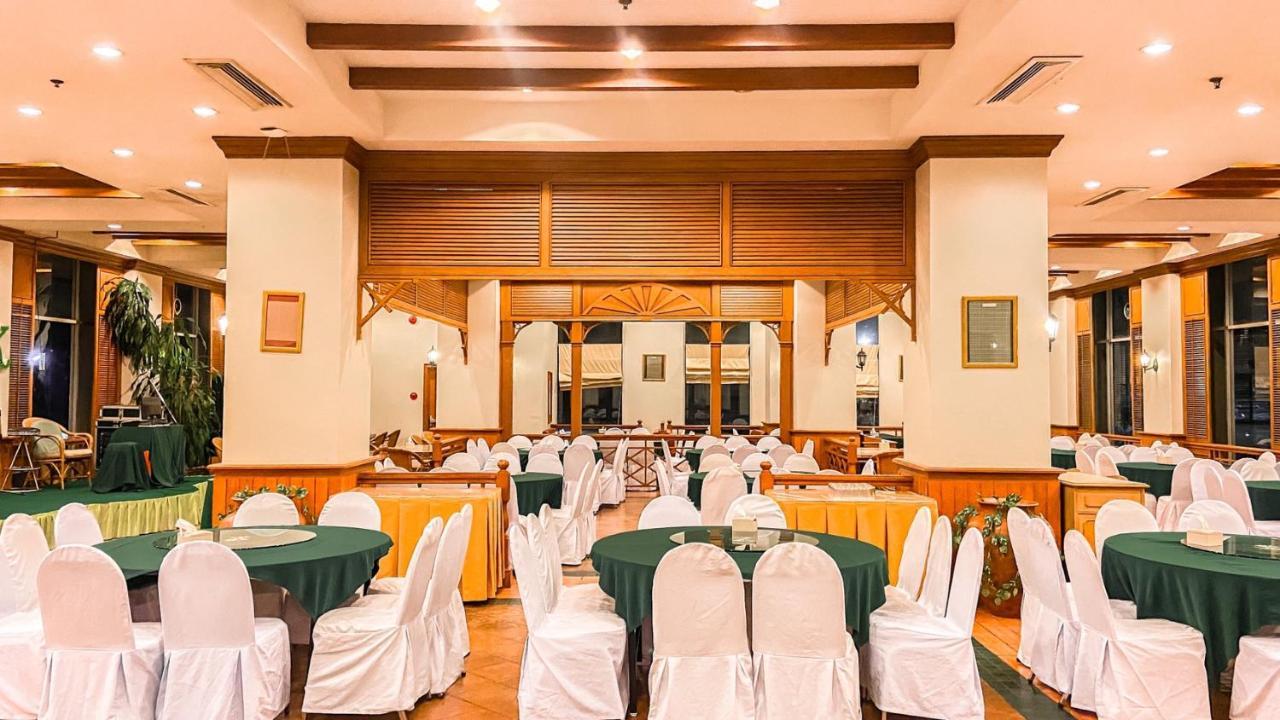 K Park Grand Hotel Surat Thani Exterior foto