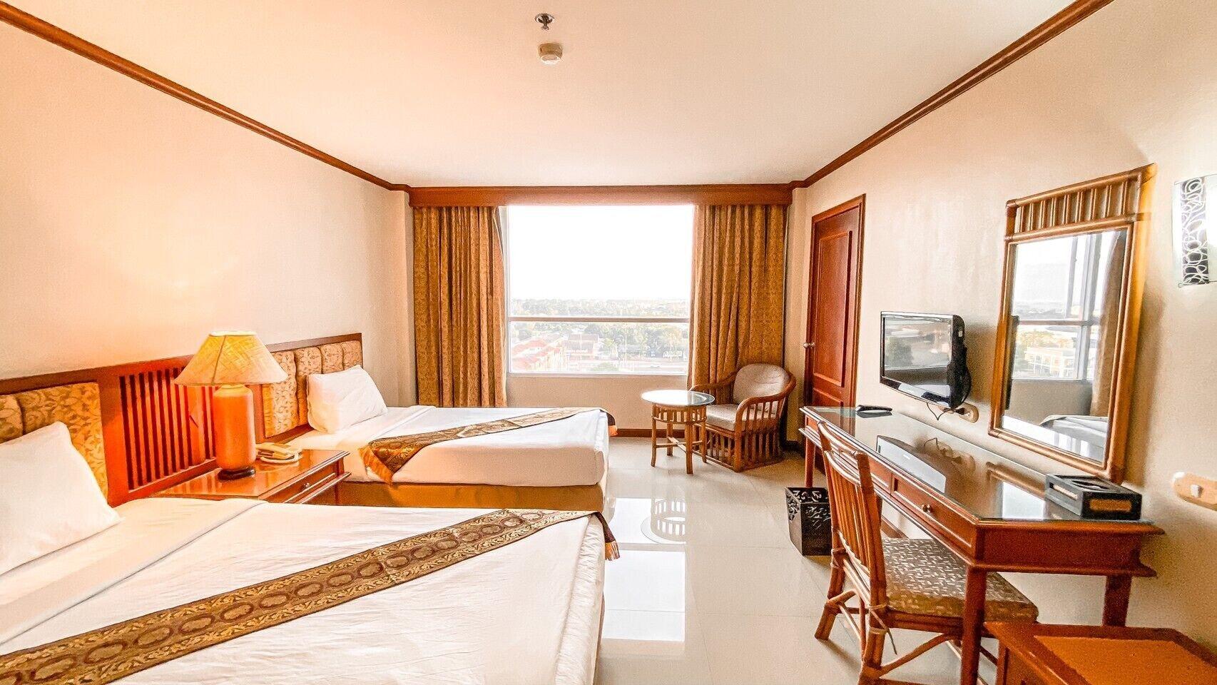 K Park Grand Hotel Surat Thani Exterior foto
